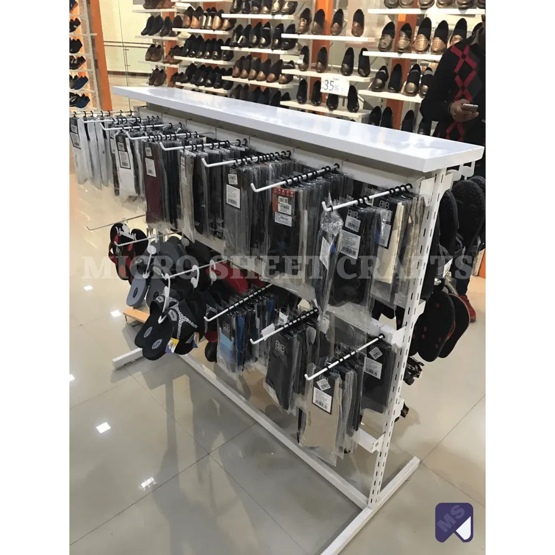 Garment Display Rack In Roorkee